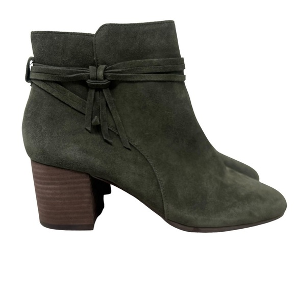 Violet & Red Ankle Boots - Picture 2 of 11